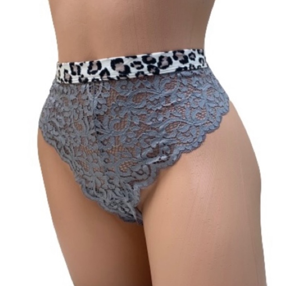 NWT Body by Victoria’s Secret Allover Lace Thong Panty